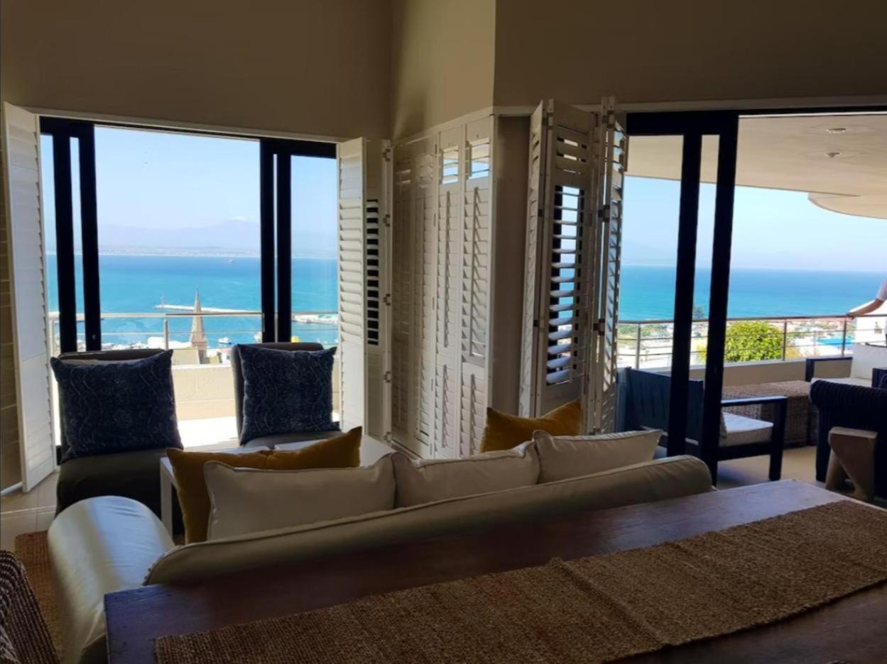 Ana'S Place Apartments Mossel Bay Room photo